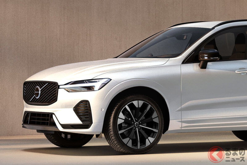 889萬日圓！Volvo新「XC60 Dark Edition」太強大！ 專屬「漆黑水箱護罩＆20吋鋁圈」超帥！精悍又運動感十足的特仕車登場