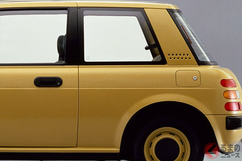 日產「創新小型車」引注目！  全長3.6m「剛剛好車身」×圓燈「復古設計」！ 內裝滿是圓形元素也超有魅力！還能選「5速手排」的Be-1是什麼車？