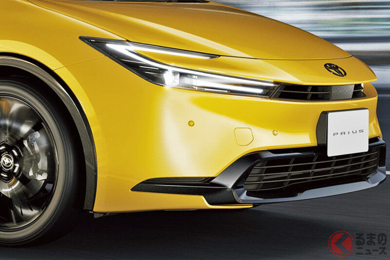 豐田公布「全新 Prius」！ 全長 4.6 米的車身，搭配帥氣「全黑風格」的「Night Shade」登場！ 還有 223 馬力高性能版本，這款流線型轎車新增了全新「特別版車型」￼￼￼