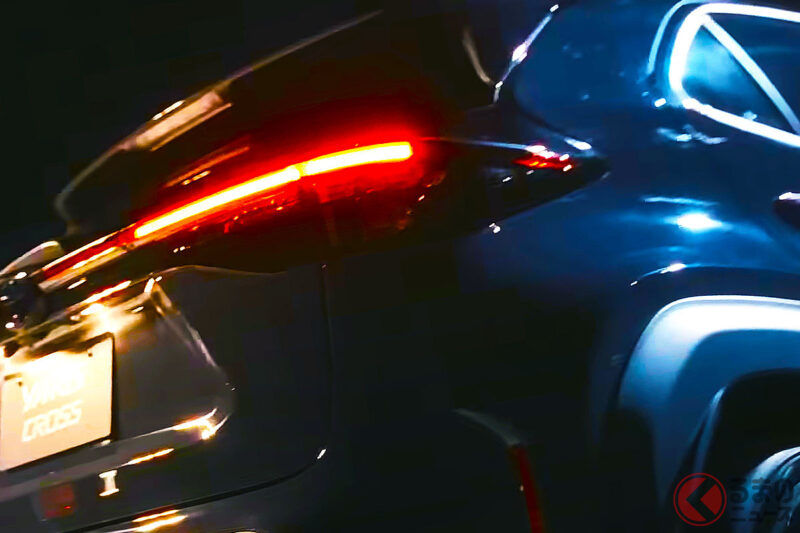 豐田全新「小型豪華車」超帥氣！ 採用震撼的「黑色豐田」車徽！ 搭配超豪華雙色內裝的「新 Yaris Cross」特別版「Urbano」到底有什麼特色！