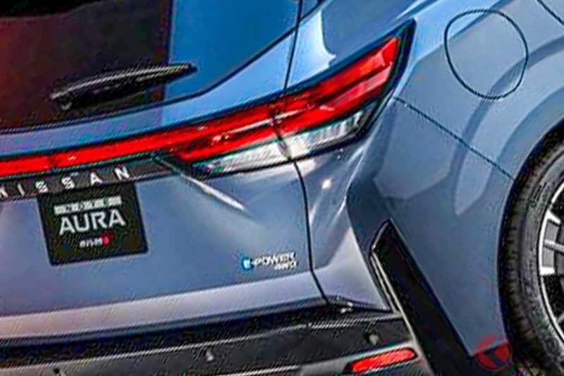 日產發表「全新運動化小鋼砲」！ 全長約 4.1 公尺的「小巧車身」搭配霸氣空力套件，帥到不行！ 搭載 1.2 升直列三缸引擎的「Note Aura NISMO」，在經銷商間的反應如何？