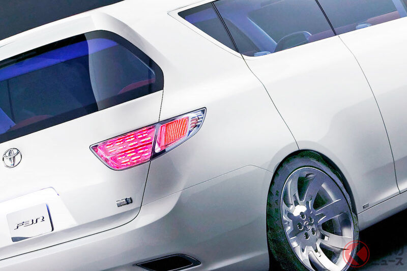 豐田推出的「7門」迷你休旅車！ 採用全車門鉸鏈設計與豪華「沙發式」內裝！ 擁有8人座的超長休閒空間，這就是豐田美國推出的F3R