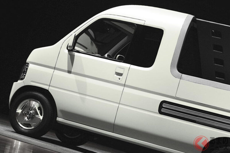 本田推出全新「高頂輕型貨卡」，超適合興趣用途！ 舒適寬敞的駕駛座與「雙層貨台」設計，實用性滿分！ 還採用個性十足的「閃亮前臉」設計，這款輕型商用車就叫做「Hobik」！