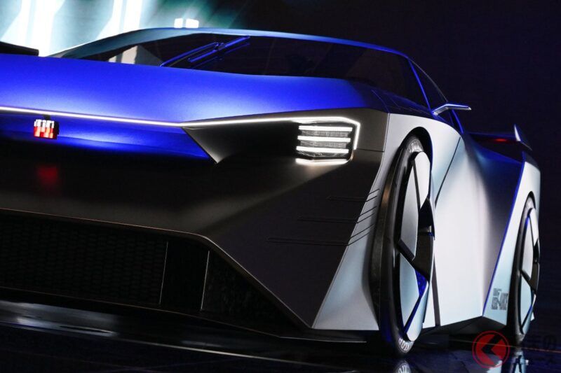 日產的「高性能超跑」真的超猛！ 搭載圓形四燈尾燈 ×「馬賽克」徽章！ 讓人聯想到「次期 GT-R」的新作「Hyper Force」登場超令人期待！