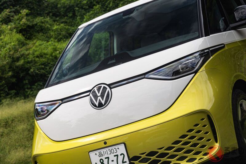 復活的「Volkswagen巴士」！？ 新款「三排座、7人乘坐高級迷你車」登場！ 全長5米級的加長車型不僅車內寬敞，操控表現也很出色！？ Volkswagen「ID.Buzz」的實力究竟如何？