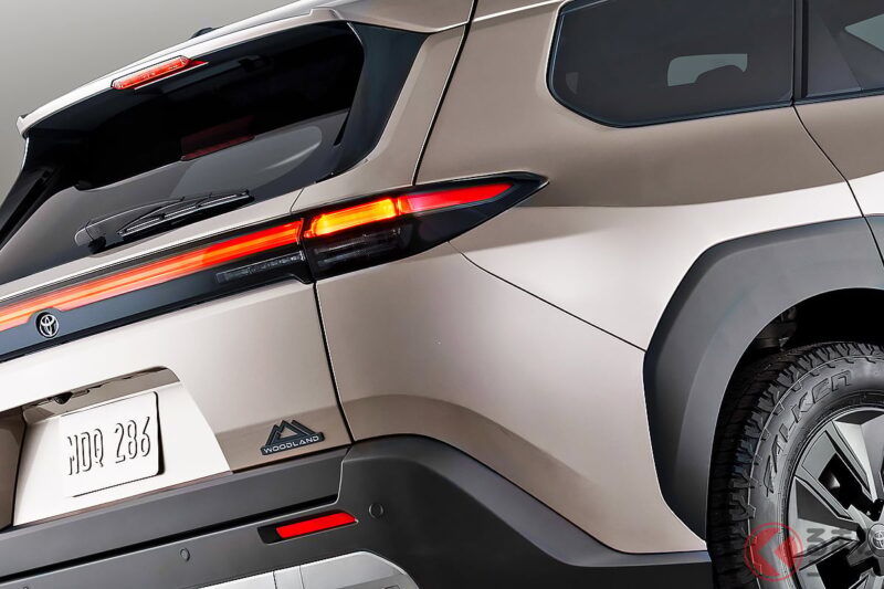 豐田全新旅行車「bZ4X Touring」引發熱烈關注！ 精悍的「方正車身」讓網友直呼「感受到豐田的誠意」！ 全長 4.8 米、空間寬敞的新款車型，究竟吸引了哪些熱烈目光呢？