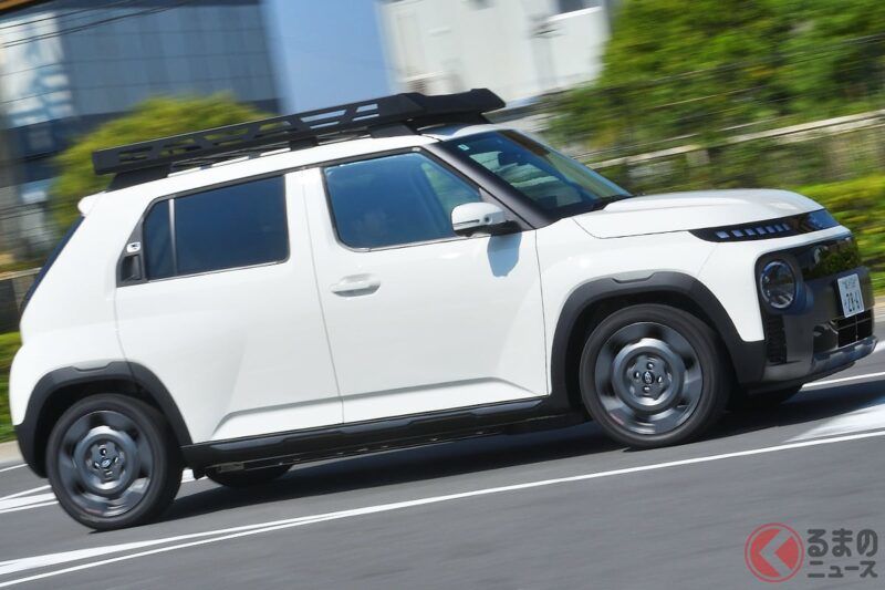 實質只要312萬日圓！全新「小型SUV」上市！ 車身全長僅3.8米，搭配強悍的「專屬設計」與豐富的「舒適配備」非常吸引人！ 這款現代（Hyundai）「Instar Cross」的小型SUV魅力十足，甚至讓人忍不住想拿來與國產的新型小型SUV比較