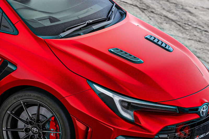 豐田新「5人座跑車」發表！ 1.6升引擎「300匹馬力」超過＆全長4.4m級「剛剛好尺寸」！強化操控性能的「GR Corolla」在經銷商也成熱話