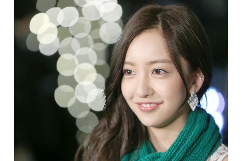 前AKB48成員「板野友美」購入英國製高級SUV新車！糾結許久的「時尚內裝色」選擇關鍵竟是「寶寶」!?