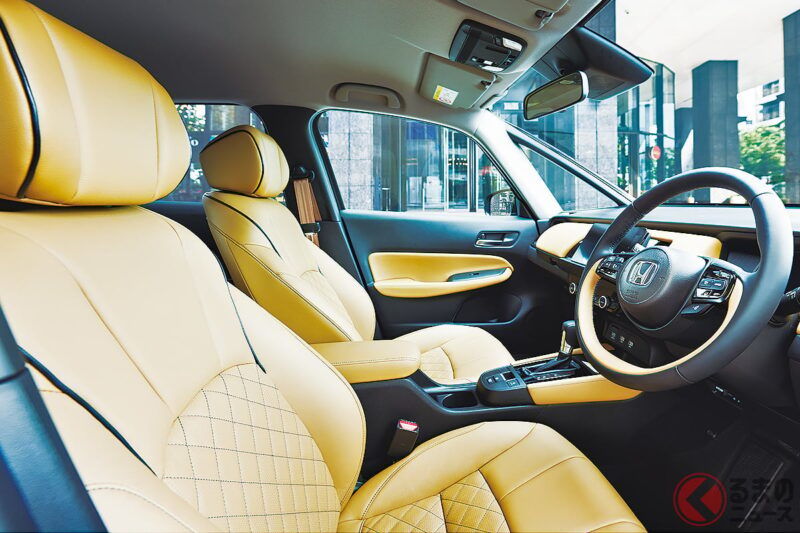 新車只要237萬日圓！本田這台「小型豪華車」超厲害！ 搭載超高質感的「棕色真皮內裝」，加上車長約4公尺的「剛剛好尺寸」，實在太高級了！ 一起來關注這款超有質感的「FIT LUXE」吧