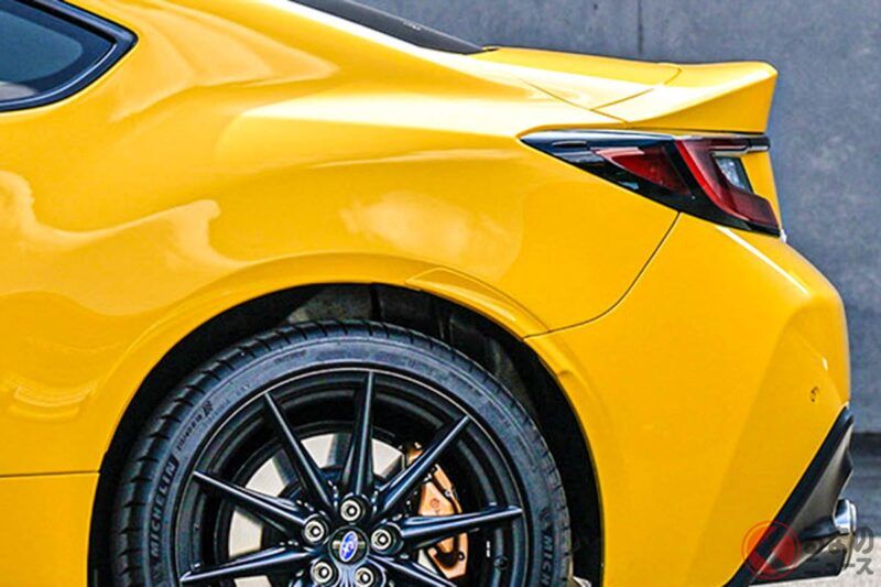 Subaru全新「FR」運動跑車登場！ 搭載超過200匹馬力的「2.4公升水平對臥引擎」！ 售價約420萬日圓的「BRZ STI Sport YELLOW EDITION」有哪些不同之處？