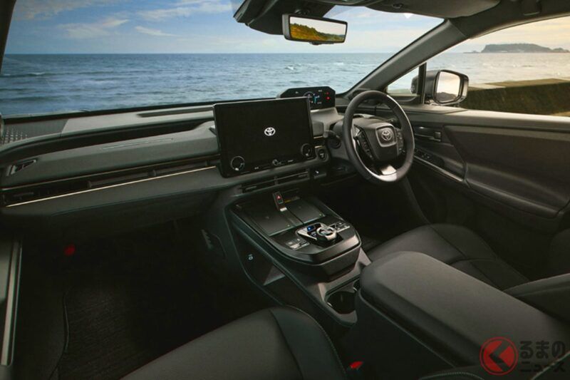 豐田推出新款「5人乘四輪驅動SUV」！ 意外享有「省下90萬日圓」優惠，還附「10年保固」，動力超過340匹馬力！ 全長4.6米的「剛剛好車身」加上豐富配備，這就是「bZ4X」的頂級車型