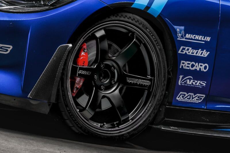 也適用於Alphard和Vellfire等高性能車型！漆黑如寶石，閃耀夜空：RAYS VOLK RACING的“TE37 SAGA S-plus Black Shadow”現已上市。 [PR]