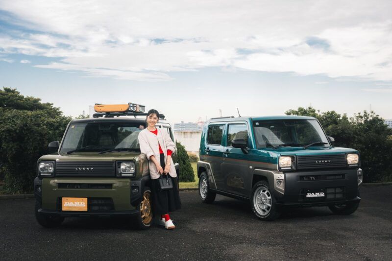 這個主題既懷舊又不失新意，適合「年輕人」！ Damnd for the Taft 的第三款車身套件「TAFT LUCKY」向平成復古風格致敬，這本身就很時尚。 [PR]