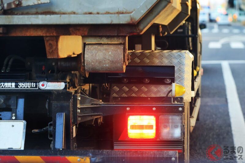 「已經逮捕！」 超危險的「堆滿殘土」自卸車＆「改裝大型卡車」立即被查獲引發熱議 「繼續查下去！」 國道4號「大規模取締」清除惡質違規者！ 茨城縣警公開街頭檢查現場