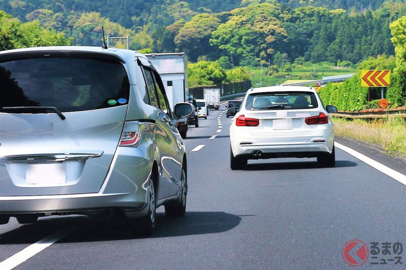 「變換車道好可怕…」克服恐懼的訣竅是什麼？ 別不知道！「黃色線」的規則與安全間距的掌握方法