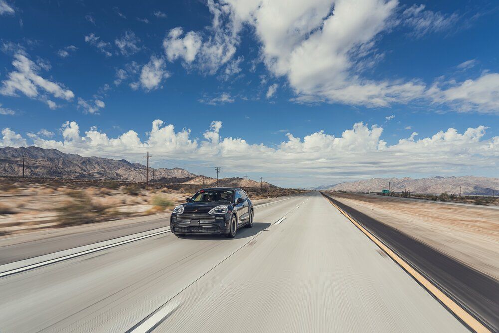 保時捷全新純電 SUV 技術解析 性能與效率並行的創新高壓系統