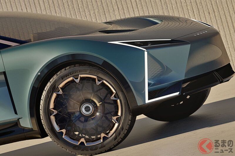 Lexus全球首次公開全新「LS雙門跑車」！ 這款前所未有的「全新旗艦車型」，以「和諧」為主題，打造出結合跨界風格的「四門轎跑車」！ 並在JMS2025上正式亮相