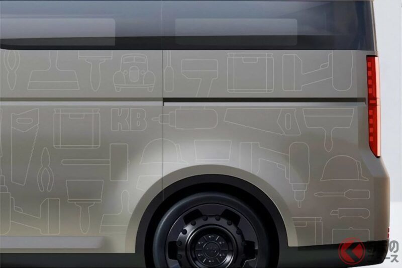 豐田全新「Hiace」世界首度公開引發熱烈反響！ 許多人期待「終於迎來新一代？」、“21 年來首次全面改款！？ ” 大受關注！全新車型採用兩種不同尺寸的「方正車身」與多種動力系統配置，成為下一代「工作用車」焦點！