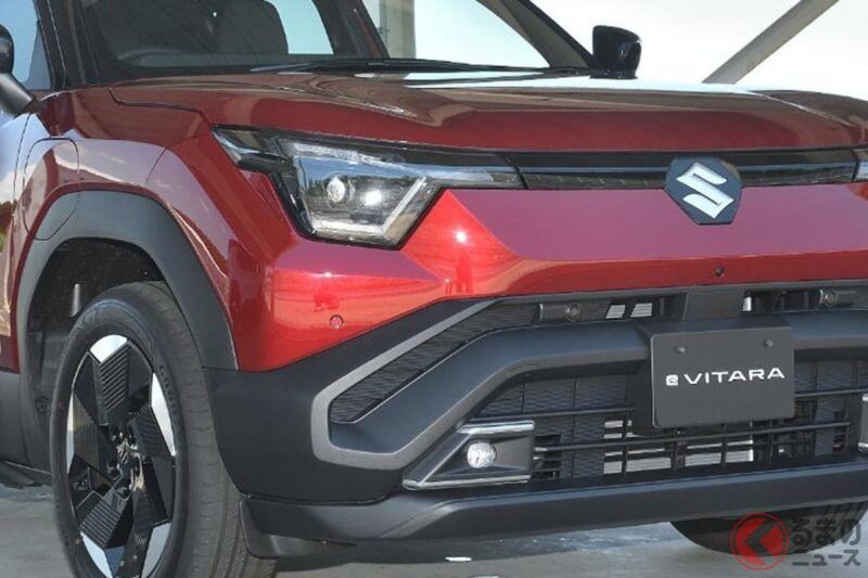 鈴木推出新型「小巧的高級車」！ 全長 4.2 公尺的「剛好尺寸」，搭配「嶄新方向盤與排檔設計」！ 與緊湊型 SUV「e-Vitara」有何不同？