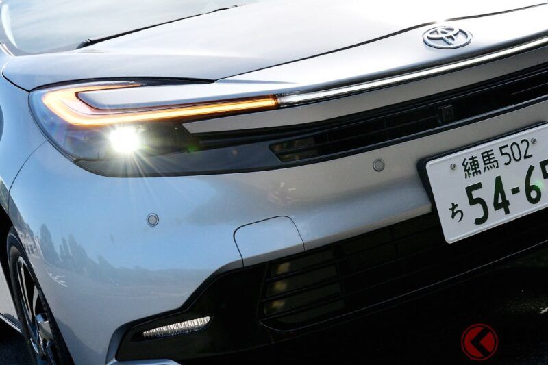 大熱銷的車款豐田「Aqua」為什麼會開始失速？在大幅刷新設計之後竟然「停止接單」！？這位“小型油電混合車之王”的現況如何？