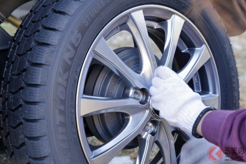 「行駛震動不斷…」北海道接連發生輪胎脫落事故！自己更換輪胎時需要注意哪些事項？￼￼￼