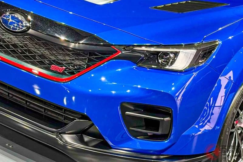 斯巴魯新款「Impreza WRX STI」!? 採用大型後擾流翼的新「四輪驅動」跑車首次亮相！ 搭載水平對臥引擎×手排變速箱的「Performance-B STI」到底是什麼？