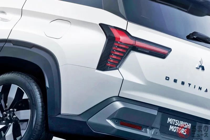 三菱推出「全新3排座、7人座SUV」！ 採用比正統四驅「吉米尼」還高的離地高度與強悍設計！ 這款重要的「全球戰略車型」新型「Destinator」已在菲律賓上市