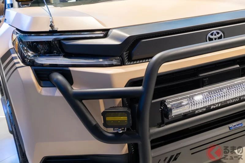 豐田全新「RAV4」的“Lorinser 風格”版本正式亮相啦！ 售價約334萬日圓起，還有搭載 2.0 升「純汽油引擎」的車型可選 這款超受歡迎的跨界休旅 SUV，如今推出更加粗獷狂野的特仕版本，在中國市場登場