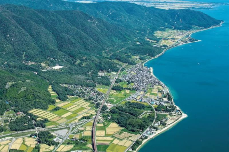 「免費繞道」新路段正式通車！避開塞車名所、交通動線更順了!? 這就是琵琶湖西岸的「國道161號小松擴寬工程」嗎？