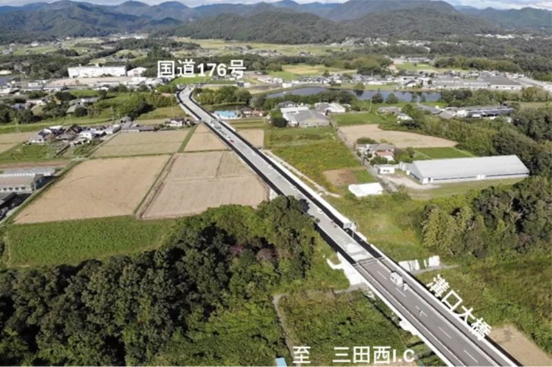 「狹窄又危險」的路段終於避開！歷時「19年」才完成！ 高速道路與一般道路銜接的「最後難關」正式突破！ 兵庫縣「三田西交流道聯絡線」將於 12 月 13 日通車