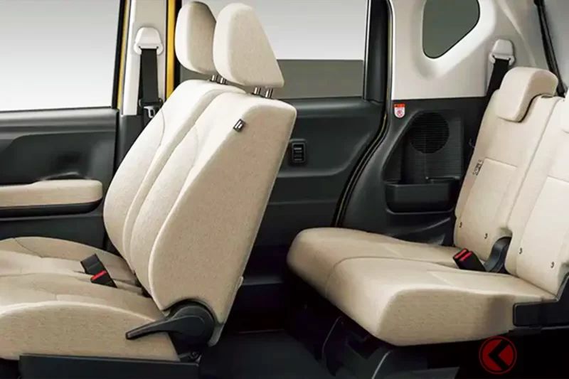 睽違11年全面改款！「新車135萬日圓」的速霸陸新型「輕型滑門廂型車」引爆話題！ 網友直呼「便宜超過70萬很可以」「車內寬敞又舒適」！ 「一公升跑超過22公里」的省油表現也是亮點，最便宜版本的「Stella」備受關注！