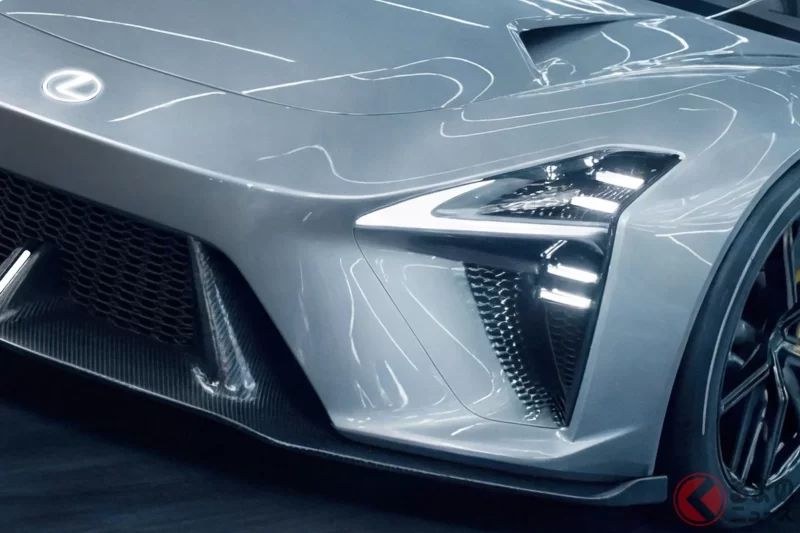 時隔15年車名復活！雷克薩斯「LFA Concept」全球首度公開！ 採用超低＆寬的美到不行雙門跑車車身×「創新方向盤」設計！ 全新「雙人座超級跑車」登場！￼￼￼