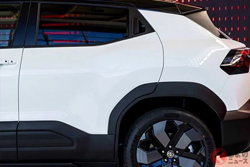 睽違11年再度回歸！豐田全新「小型SUV」引發熱烈討論！ 也有網友表示「看起來像是真正的四輪驅動，很有意思」、「兼具都會感又有戶外風格」！ 全長4.2公尺、車身小巧的「Urban Cruiser（都會巡航者）」歐規車型備受矚目！