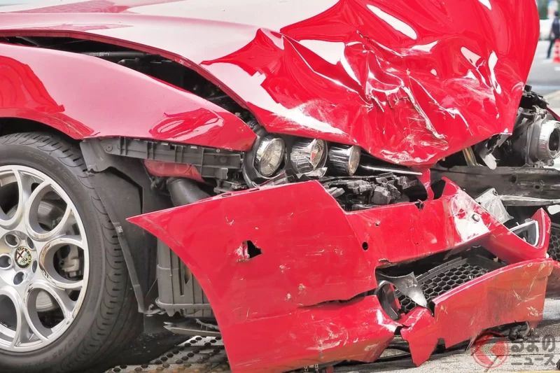 在機械式停車場把愛車停進去，結果開出來卻變得「凹凹爛爛」……到底發生了什麼事？ 有時候原因竟然只是入庫時一個「不小心」的疏忽 當事人往往毫無察覺，卻可能引發「最慘的悲劇」 到底該怎麼避免呢？