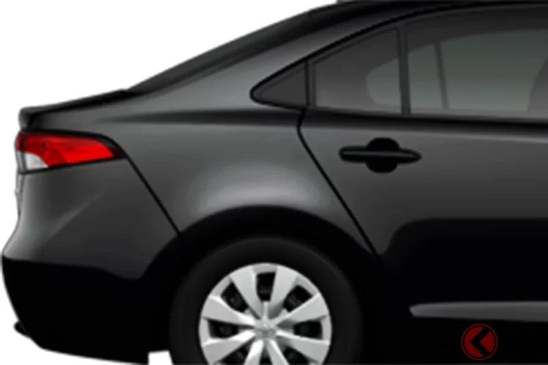 約 249 萬日圓！ 豐田最新、最便宜的「4WD 房車」超厲害！ 全長不到 4.5 公尺的剛剛好車身，加上「每公升可跑超過 28 公里」的超省油表現成為最大賣點！ 安全性與便利性同樣到位的「Corolla X」四驅版本到底有什麼特色？