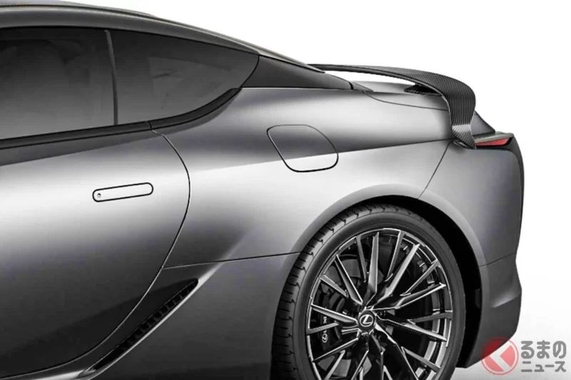 Lexus 公開「全新 FR 跑車」引發熱議！  採用優美的「雙門 Coupe 車身」× 搭載高性能「V8」引擎的特仕版本，網友大讚「真的很美」、「存在感超強」！   配備霸氣尾翼的澳洲版「LC500」究竟是什麼來頭？