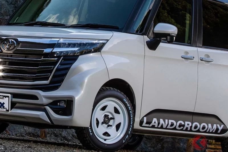 嶄新「Land Cruiser臉孔的‘Roomy’」太驚人了！ 全長3.7米的車身配上「超高級SUV臉」＆專為車宿設計的「超柔軟床墊」！ 回顧CLS打造的「Land-CruMe」改裝車￼￼￼