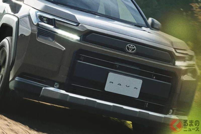 40萬日圓更划算！  Toyota新型「RAV4 Adventure」引發關注！ 採用專屬「方正造型」與大型輪拱飾條，超有戶外感！ 與一般「Z」等級有什麼不同？