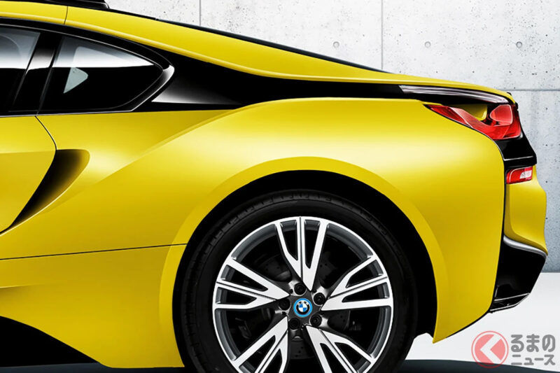 未來型「4WD」跑車超厲害！  搭載1.5公升引擎卻有「360匹馬力以上」！ 大幅開啟的「創新車門」＋「輕量化車身」加持！ BMW「i8」為何至今仍不顯老態？