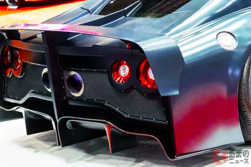 2億日圓！ 來自故鄉的「手工打造」GT-R超狂登場！  全寬2.4公尺的「超寬體車身」由職人手工敲製，採用輕量化鋁合金打造！  瞄準年末「搶最後一波」需求的關鍵利器！  成為話題的故鄉納稅回饋品──Kuruchi與明和町推出的「R356」究竟是什麼？