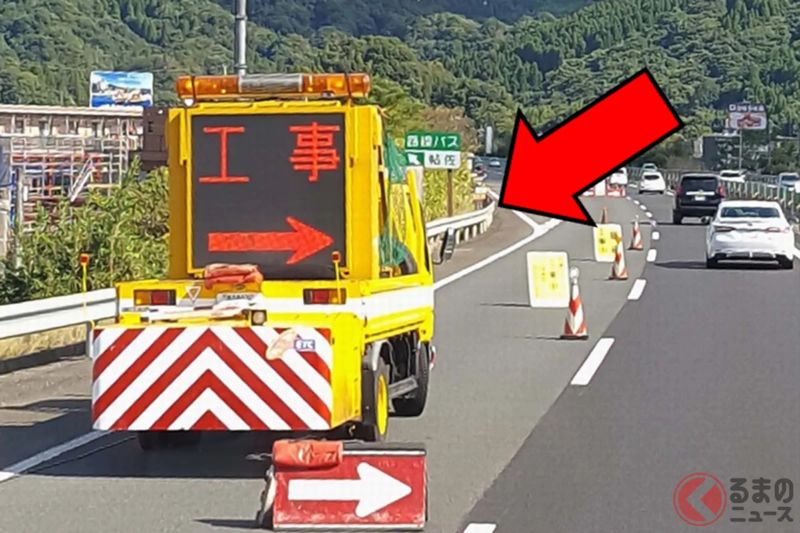 NEXCO「請看前方行駛」…高速道路“飛彈”警告！ 衝入“工事區”的“驚悚影像”曝光！ 事故原因為何？
