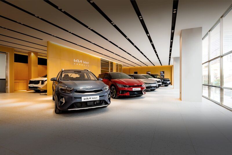 全台首場Kia Select原廠精選中古車展 1月11日當日限定、Kia台北旗艦店盛大登場 全車系逾50台公務/試乘車完整展示，最高享逾70萬禮遇