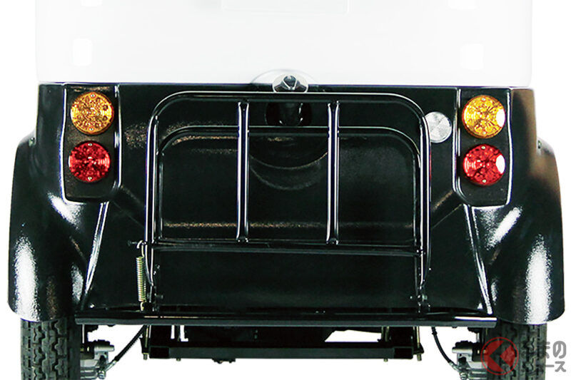 新車「約52萬日圓」！可乘坐3人的「雙圓燈」超「實用款」引發大量討論！全長2.2公尺的「迷你車身」＋搭載「4速手排」，也有人直呼「這樣就夠了」「好想要」！Carter「AP Trike」成為話題焦點