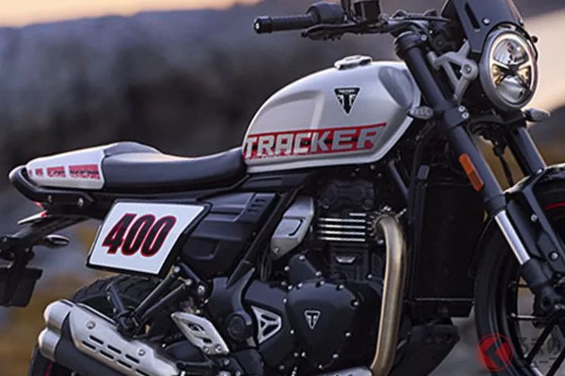 只要81萬日圓就能騎進口車！ 全新「街車」正式發表！ 採用源自賽車靈感造型的凱旋「Tracker 400」開放預約中