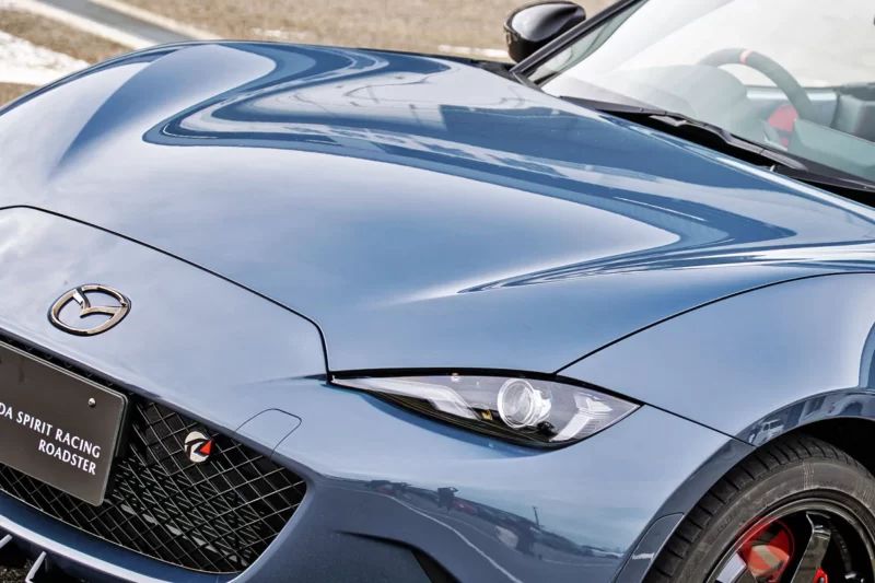527萬日圓！馬自達「終極敞篷跑車」詢問量爆炸!? 史上首次搭載「強勁2公升引擎」×專為操控打造的「專屬配備」！讓人猶豫要不要選「保時捷」的特別版本「MSR Roadster」，在經銷商間也成為話題