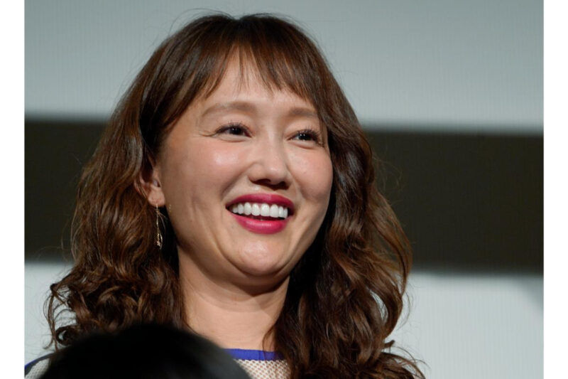 女演員「Kudō Yūki」的愛車是「國產小型廂型車」？ 豪華木質內裝也很迷人「為了母親打造」的Toyota車款是什麼