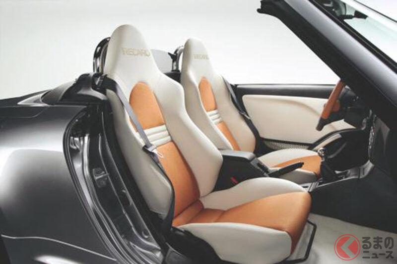 大發創新「小型跑車」引發熱烈討論！「寬體車身超帥」「馬力大幅提升感覺很好玩」等聲音不斷！ 專屬的「豪華內裝」同樣吸睛，再度成為焦點的「Copen ZZ」！