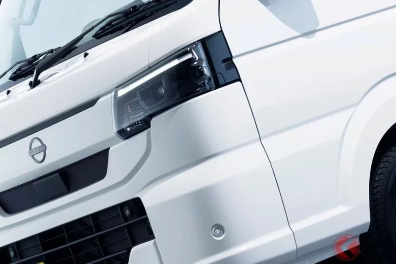 新車134萬日圓！日產發表「全新」輕型貨卡！造型超精悍的方形頭燈與黑色下氣壩首度採用！還有手排與四驅可選的新款「Cliper Truck」，到底改了哪些地方？
