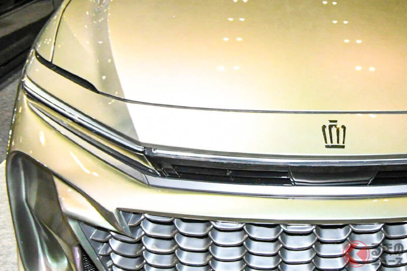 “壞臉”的Toyota最新型「Crown“房車”」公開！大叔們超開心的「經典造型」回歸！車尾超厲害的「Ares Rozel Crown房車Complete」是什麼？